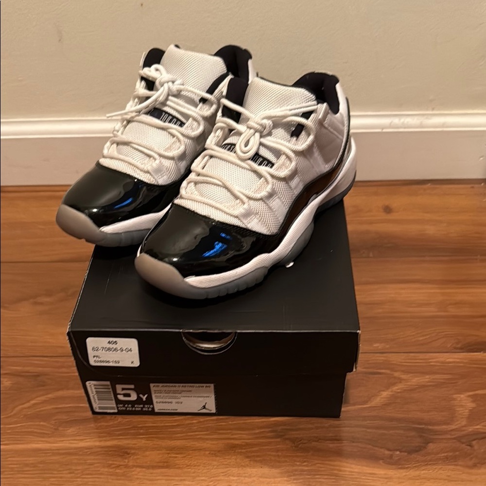 Retro 11 low GS